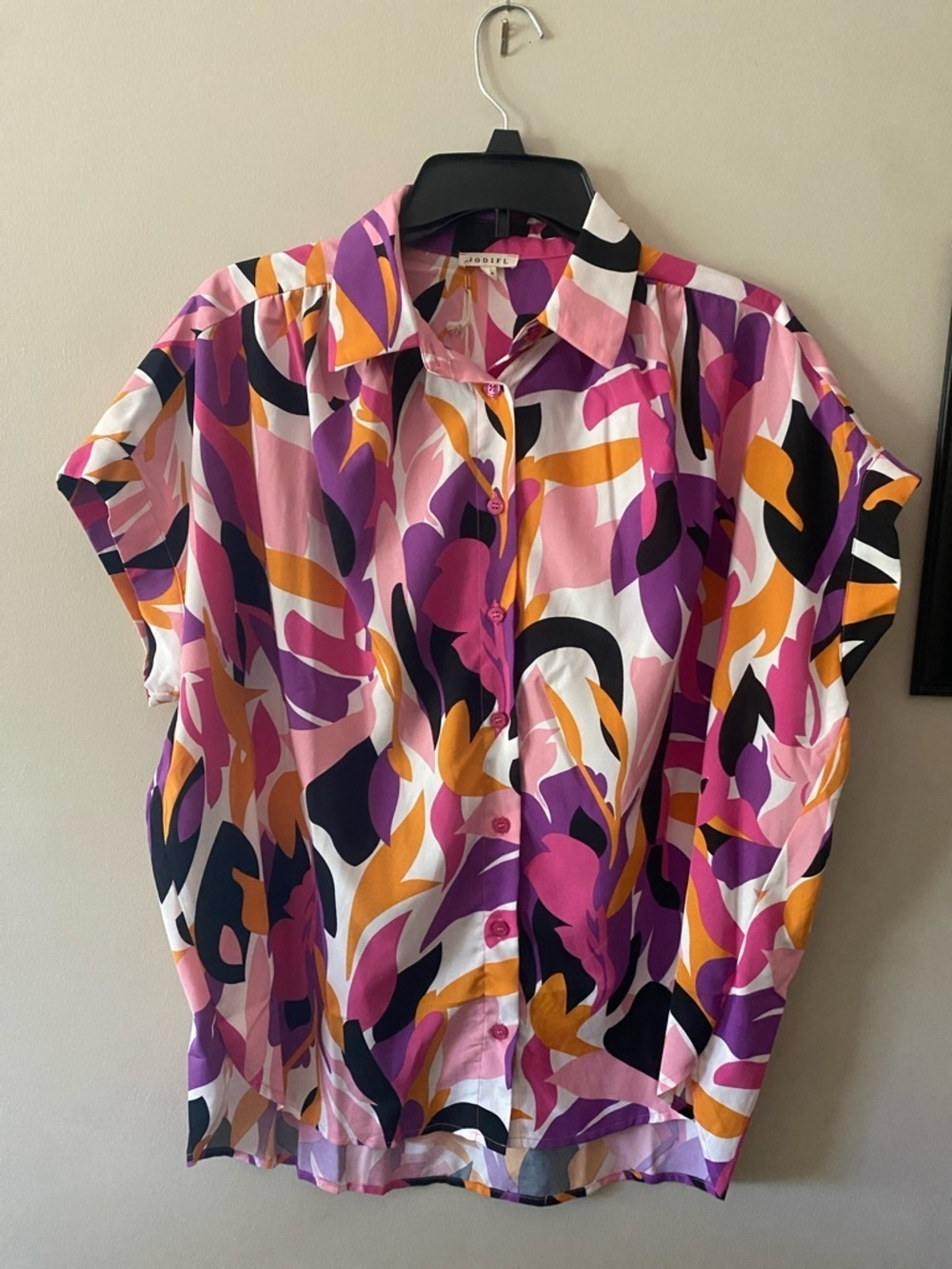 JODIFL Multicolor Abstract Print Button-Down Shirt — Pink, Purple & Orange 🆕